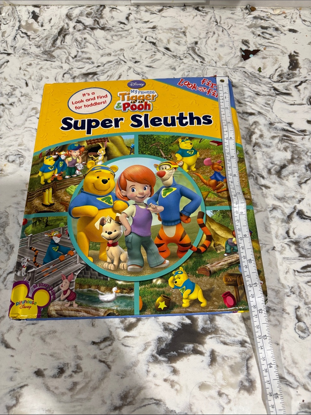 Disney Yellow Super Sleuths Look-and-Find Book Featuring Pooh & Friends